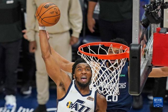 东契奇33+7+5+5欧文33分 独行侠力克森林狼3-0